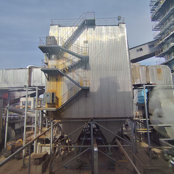 电袋成都除尘器工程案例： 130T/h锅炉配套电袋成都除尘器