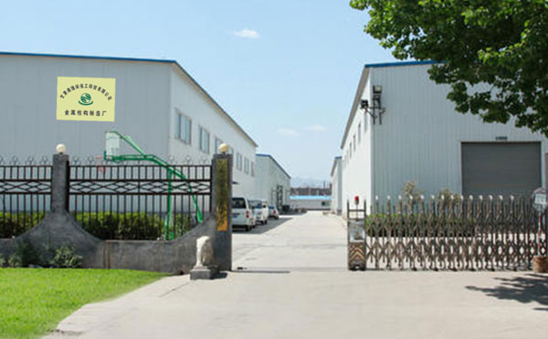 8月布袋成都除尘器运行维护与效率提升要点